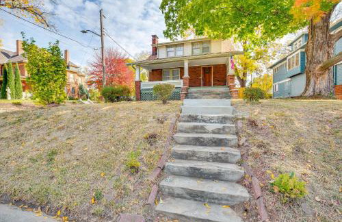 5 Mi to Stadium! Family-Friendly Independence Home - Foto 28