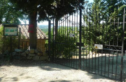 Villa with private swimming pool and private garden in quiet area, panoramic views - Foto 18