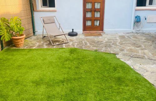 Garden house in the center - Photo 3