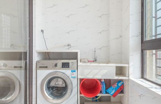 Big White's Home Xincheng Branch - Foto 23