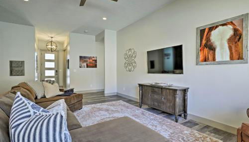 Day Trip to Zion Home with Fire Pit and Pool Access - Foto 3