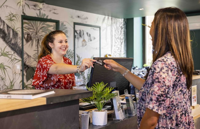 Hotel Les Suites - De Crécy - Foto 3