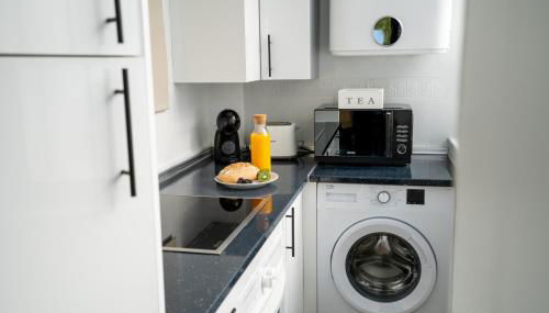 Apartmento URB BEJA Benalmádena - Photo 2, stove