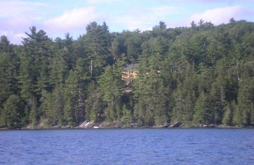 Amazing Lakefront Cabin in the Woodlands near Bangor, Maine - Foto 16