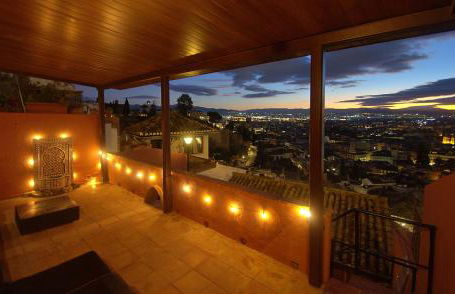 House&Cave Parking and Terrace, in the city - Foto 1