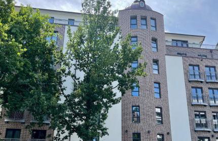 CLS Moderne City-Wohnung Hamburg mit Smart-TV, Nespresso Maschine inklusive Kapseln, Blick über Hamburg, Cafe im Haus, Bus gegenüber, Flex Check-In - Foto 21