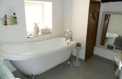 Ceps Cottage sleeps 6 with free wifi near the river - Foto 22