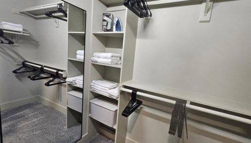 Walk to Bars and Restaurants in Fountain Square - Foto 4