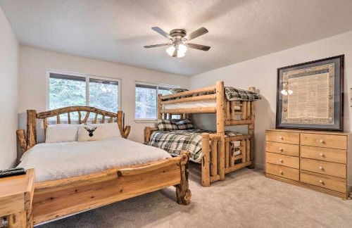 Spacious Sun-Up Bay Cabin, 20 Min to Downtown CDA! - Foto 17