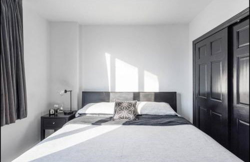 Stunning NYC Views! Free Gym! Doorman! Terrace! - Foto 12