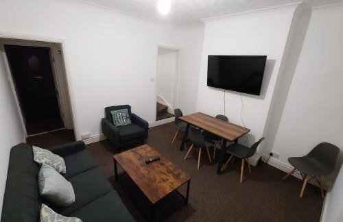 C Spacious 5 Bed - Pkg WiFi Long Stay - Foto 27