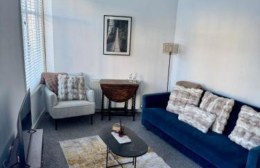 Luxury Three Bedroom Duplex Apartment Torquay Marina - Photo 1