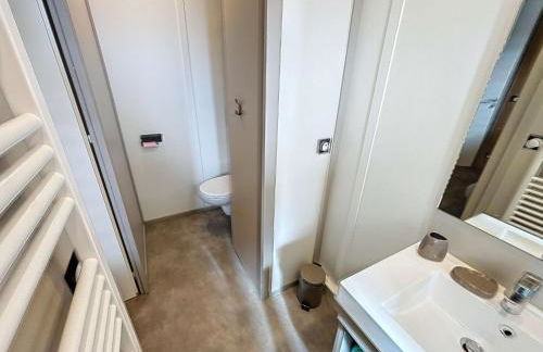 Chalet de Standing 6 Pers. à Jullouville - Piscine Chauffée, Plage à Proximité, Wi-Fi Inclus - FR-1-361-536 - Foto 14