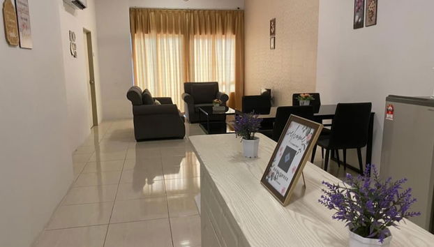 Coin salon dans le hall