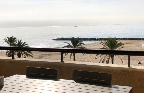 Espectacular ático dúplex con vistas al mar - Foto 7