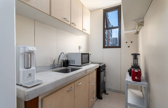 (902-A) Apartamento com Suíte no Coração Leblon - Foto 9