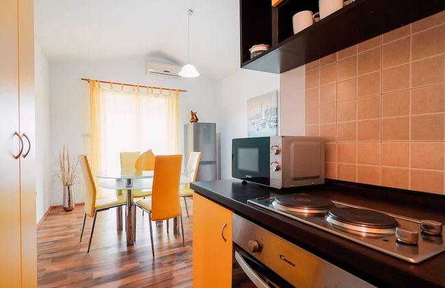 Charming 2-bed Apartment - Foto 12