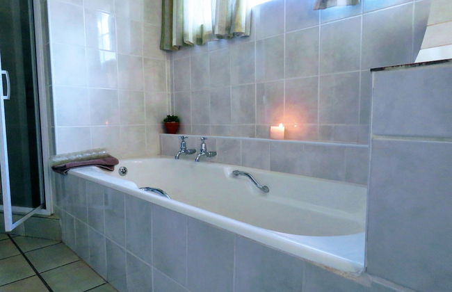 Wild Olive Cottage for 2 People in Wonderful Garden! - Foto 4