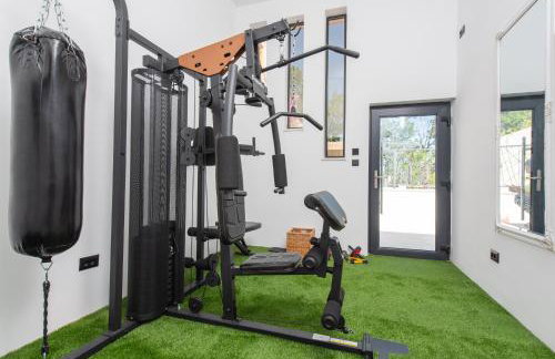 Villa Florinda with Pool and Prime Location near Split - Photo 55