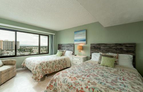 Luxury, Direct Oceanfront Unit and Balcony, Southeast Corner, Heated Pool, Garage Parking - Foto 14