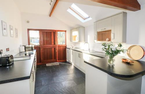 Dovecote Field House Farm - Photo 9