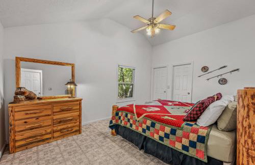 Almost Heaven - Grill, 2 King Beds, Wifi, Deck, Pool Access, Hiking, Wood Stove, Family Friendly - Foto 24