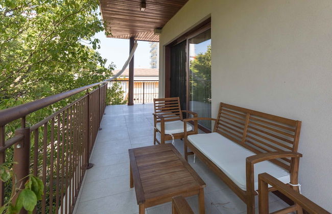 Tasso Apartments - Photo 1