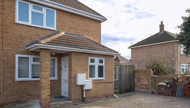 3 Bedroom House with Parking in Windsor - Family and Contractor friendly - Foto 2, Imagen principal