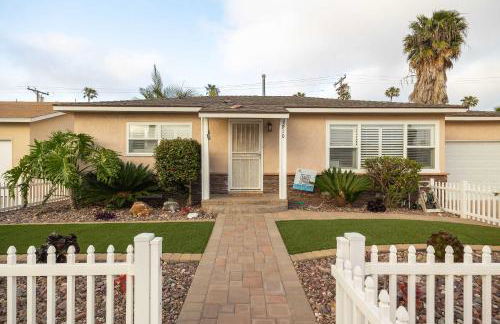 Walk to the Beach Private Backyard and Fire Pit - Foto 53