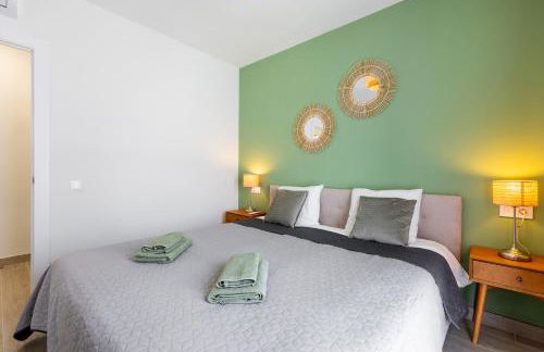 Spacious apartment with ocean view - Photo 8