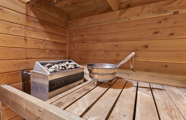 Hilltop Country Retreat with Seaviews - Foto 33