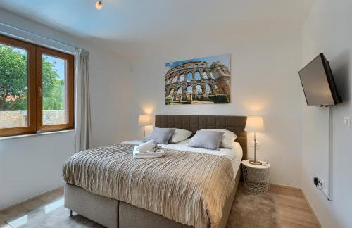 Villa Gloria, villa with heated pool - Foto 28