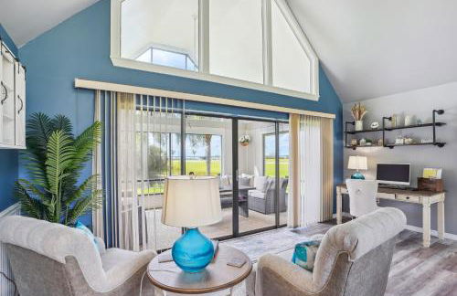 Luxurious Florida Home with Pool and Canal Access - Foto 9