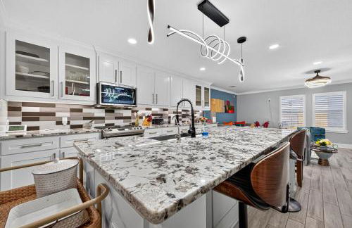 Smart Lighting, Master Suite & Game Room Fun - Photo 4