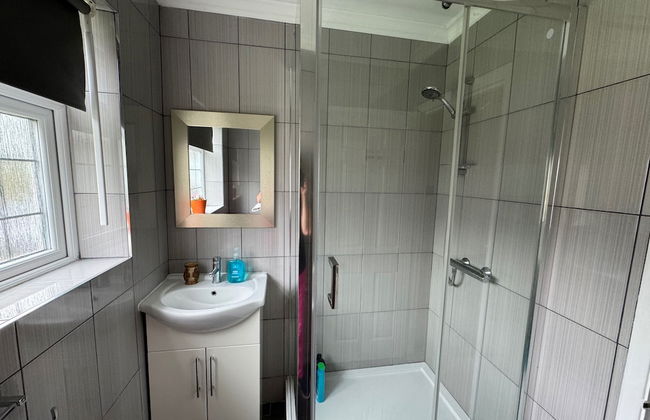 Lovely 2 Bedrooms Flat in South Sutton - Foto 11