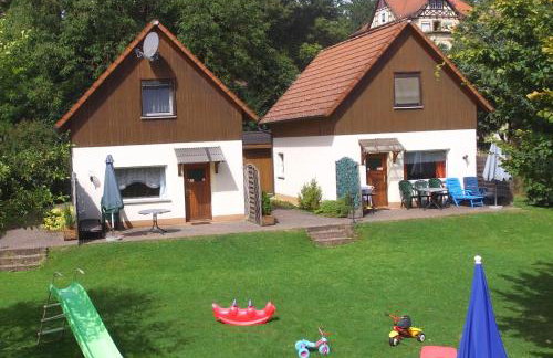 Kinderfreundliches-Ferienhaus-mit-grosser-Spielwiese - Foto 1