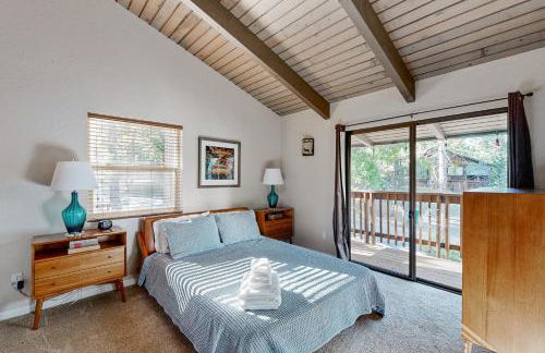 Walk to Golf and Restaurants Serene Twain Harte Gem - Photo 14