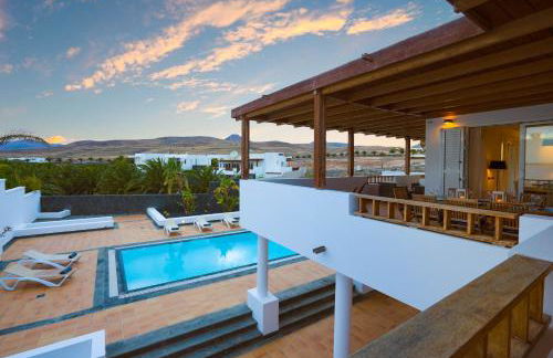 Villa Dedalos - Spacious luxury Villa with heated pool in Puerto Calero - Foto 19
