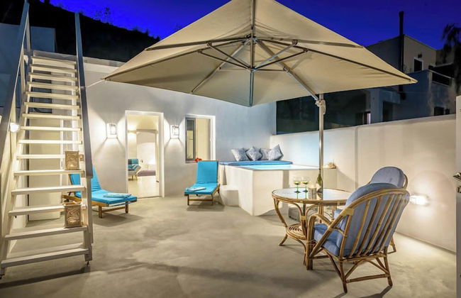 Caveart Villa&PriveTerrace&Prive Jacuzzi - Photo 1