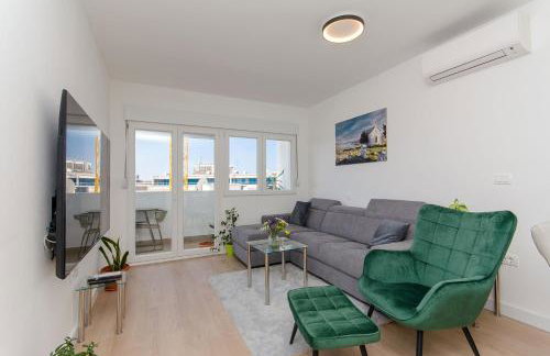 Modern living apartment Airy - Photo 15