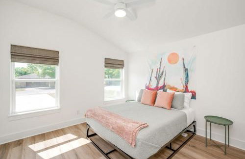 Modern 3 2 two Kings hot tub Fire pit 16min to Wine Trail Nearby Pickleball Courts Pools - Foto 27