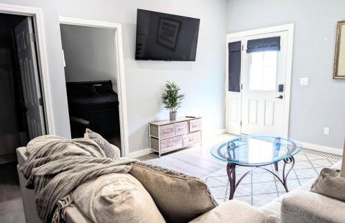 New 2 BR Unit in Prime Location (103) - Photo 5