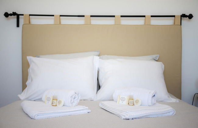 Sea View Apartment by Rent4all - Photo 20