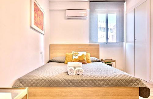 SPACIOUS, SUNNY FLAT BY CITY OF ARTS & SCIENCES - Foto 13