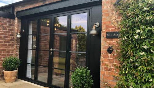 Luxury Barn with Hot Tub, Spa Treatments, Private Dining - Foto 2