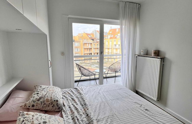 Huswell - Cozy Apartment Near the Beach Shops With Terrace - Photo 7