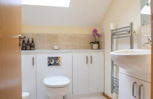 6 The Salterns - Yarmouth - Photo 33