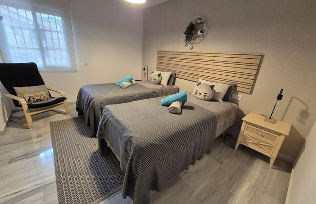 Duplex Apt, 3 Bedroom, Sleeps 6, Pool - Foto 4