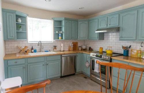 Charming 3BR House Close to Birmingham Airport - Foto 9