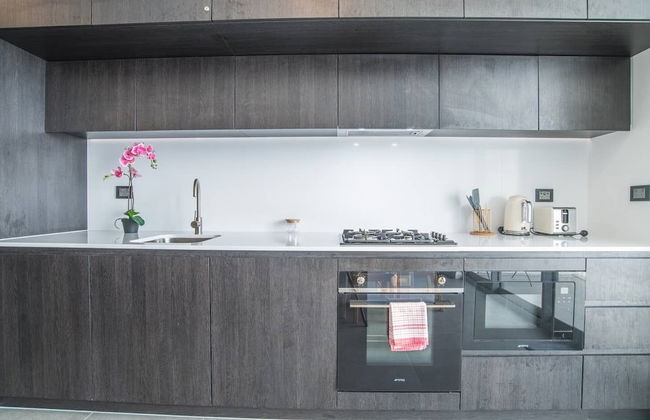 Home With Convenient Location! Close to Train&cbd - Foto 6